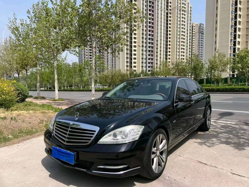 东营10年奔驰S3