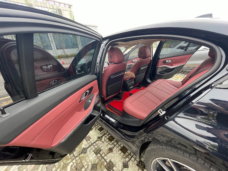 重庆23年宝马3系7