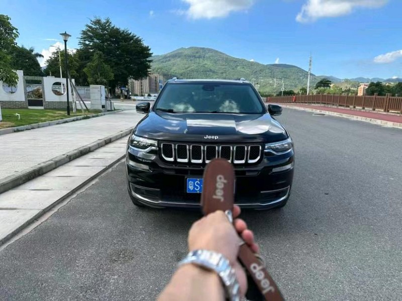 东莞19年Jeep指挥官1