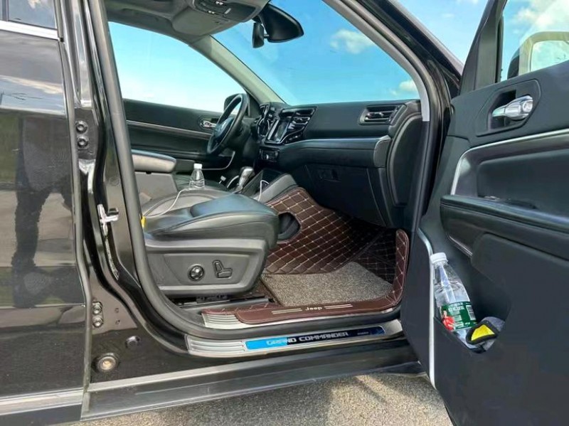 东莞19年Jeep指挥官4