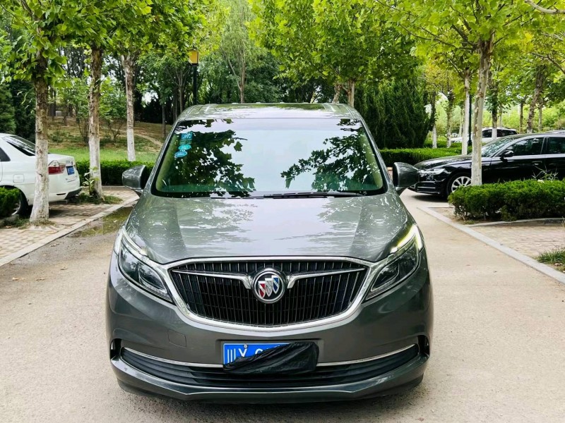 聊城17年别克GL81