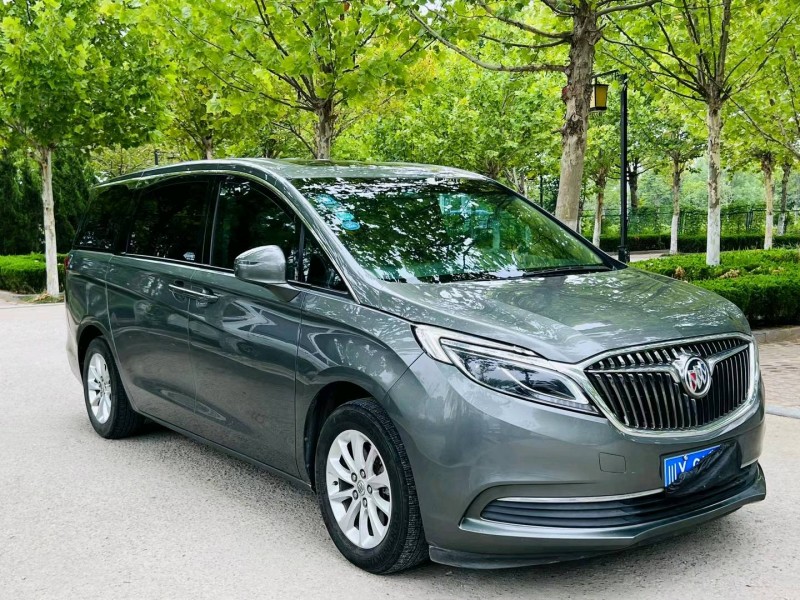 聊城17年别克GL83