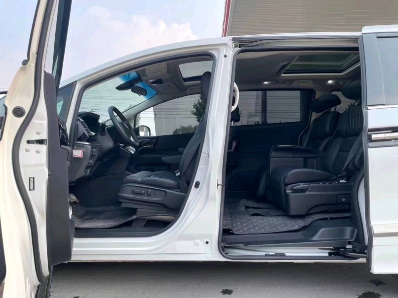 保定21年本田艾力绅4