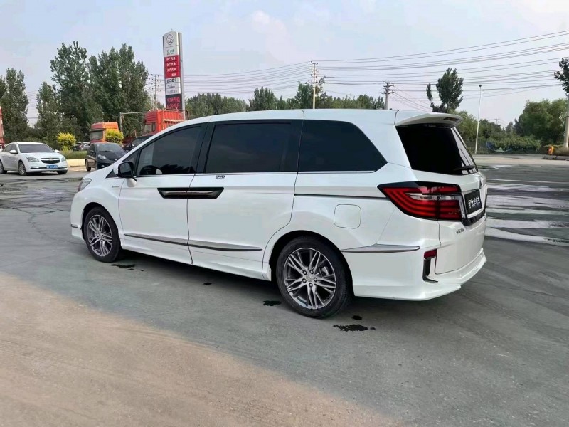 保定21年本田艾力绅8