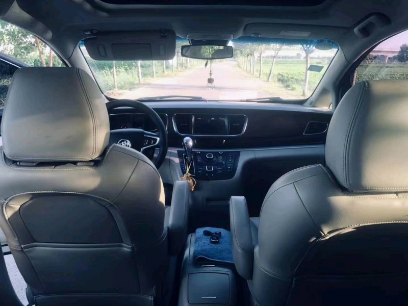 徐州16年别克GL85