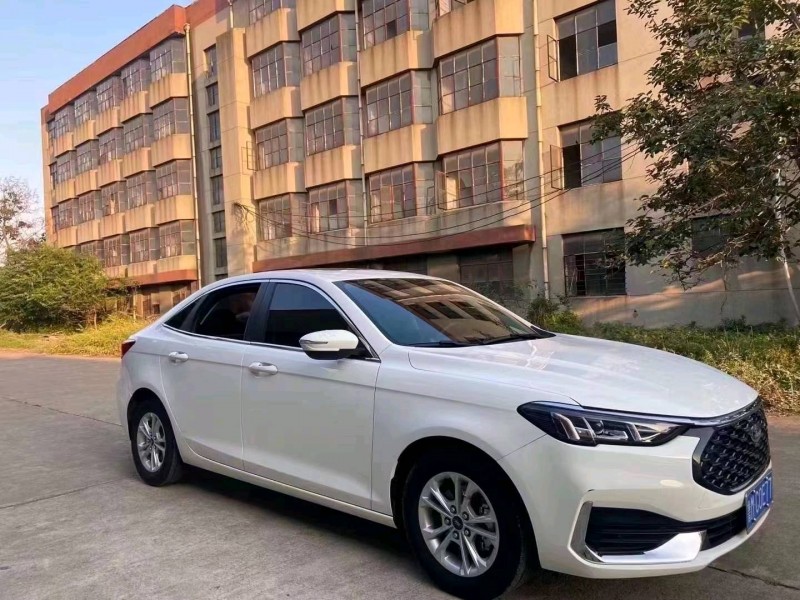 枣庄21年福特福睿斯3