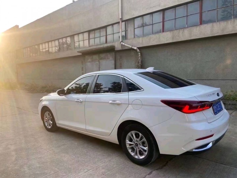 枣庄21年福特福睿斯4