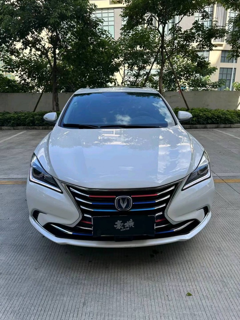 佛山19年長安汽車逸動1