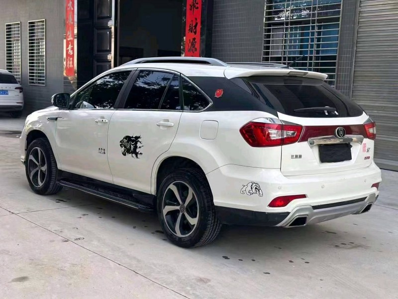 珠海17年比亞迪S76