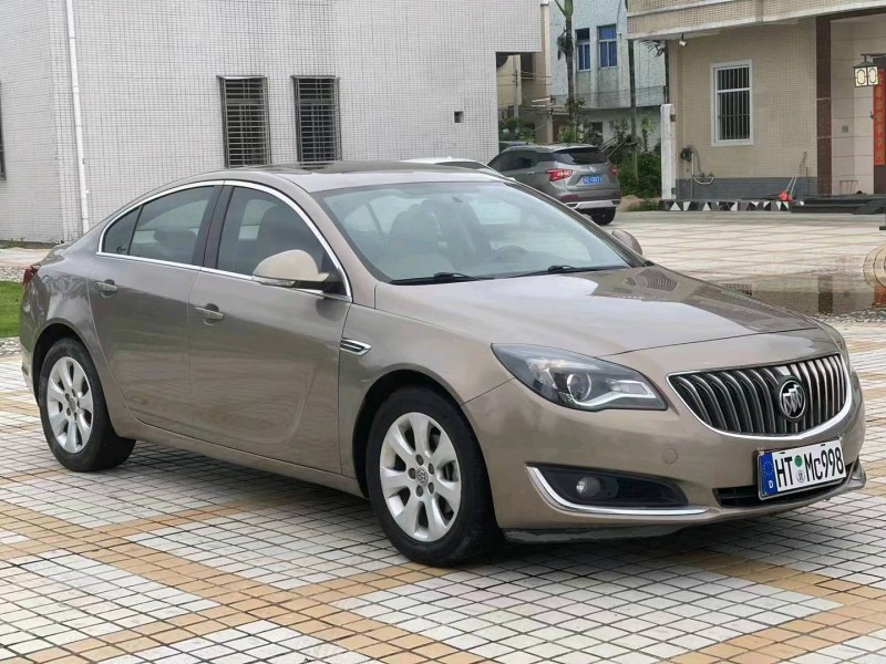 汕头14年别克君威2