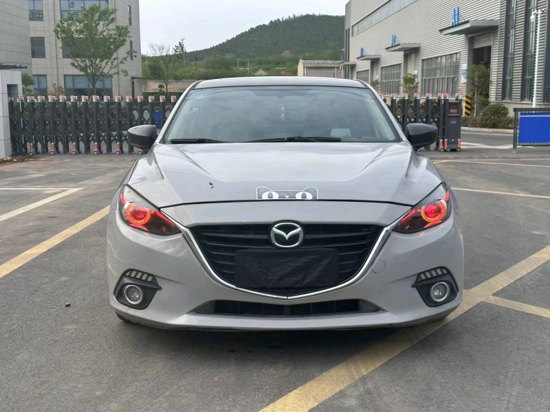 徐州15年马自达昂克赛拉1