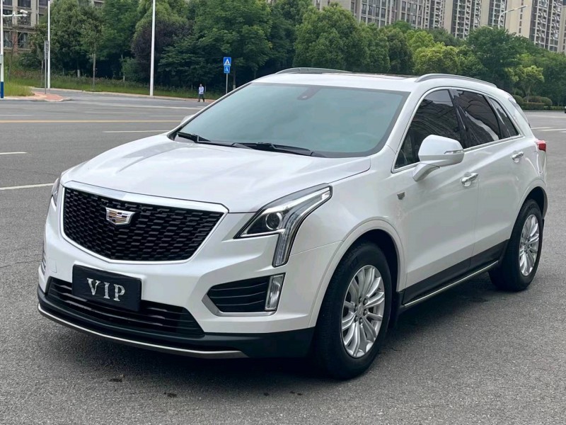 淮南17年凯迪拉克XT52