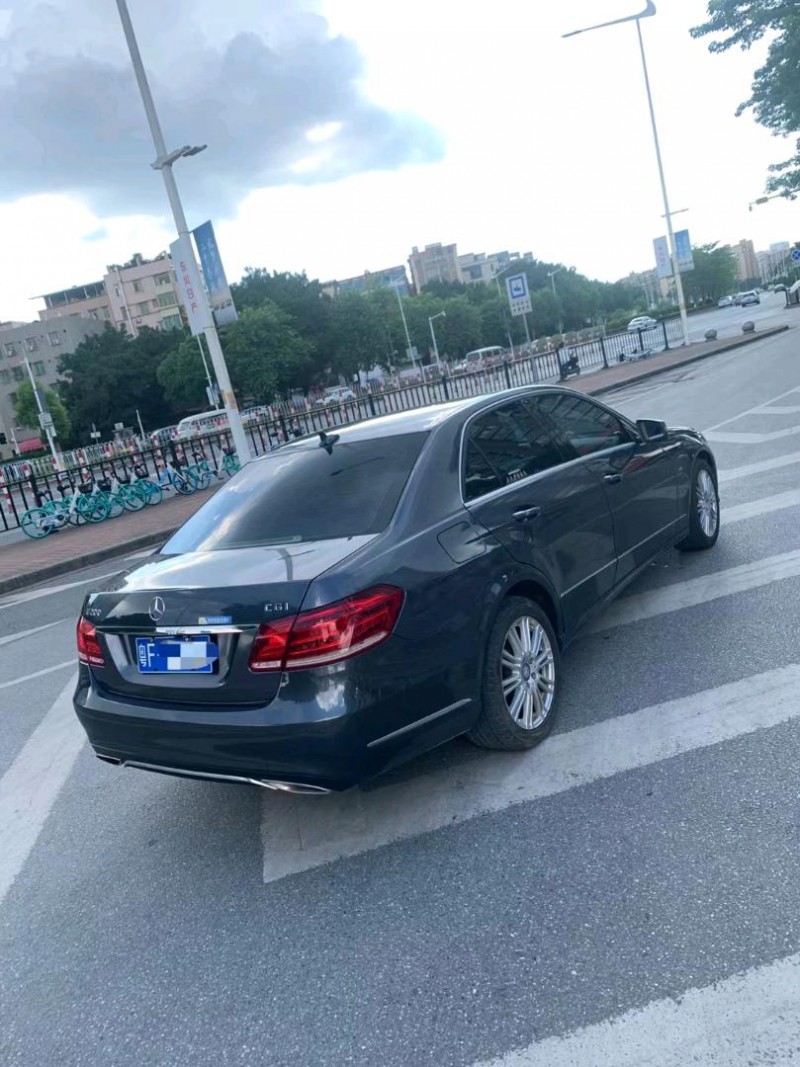 东莞11年奔驰E8