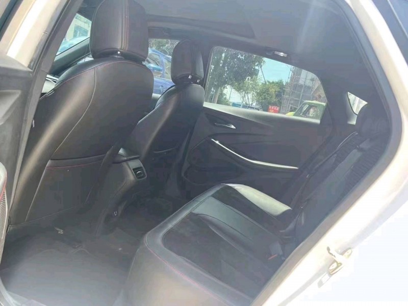 邵阳22年别克威朗3