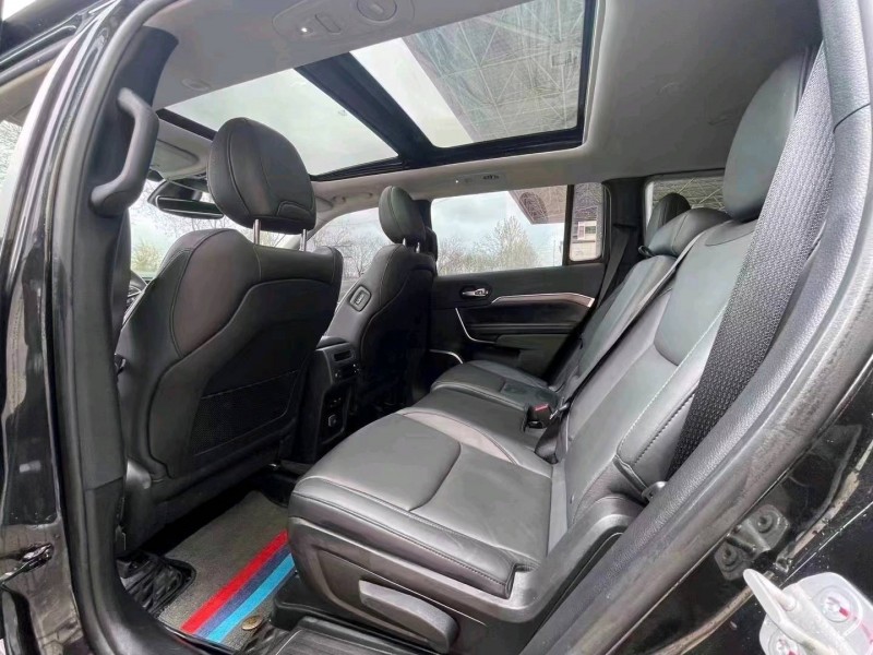 珠海20年Jeep大切诺基5