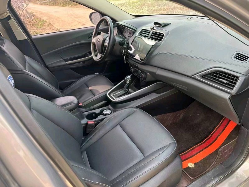 珠海17年福特福睿斯7