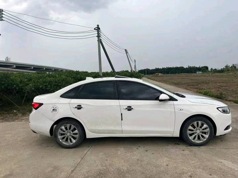 深圳18年别克英朗6