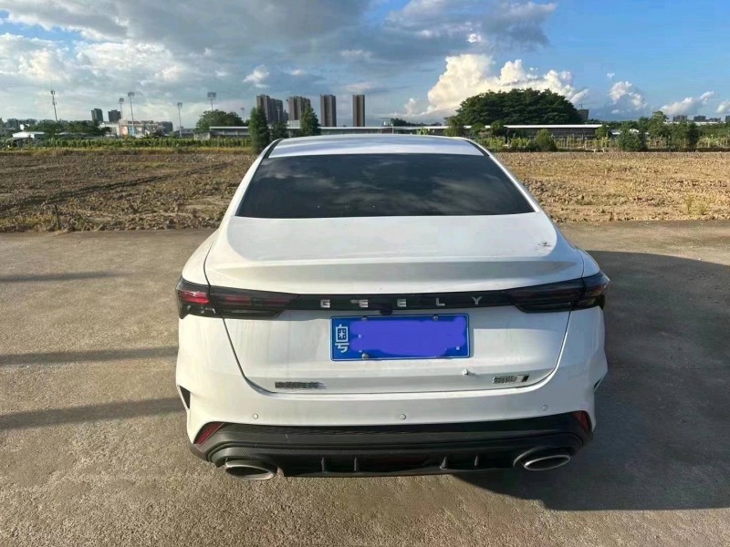 珠海23年吉利缤瑞5
