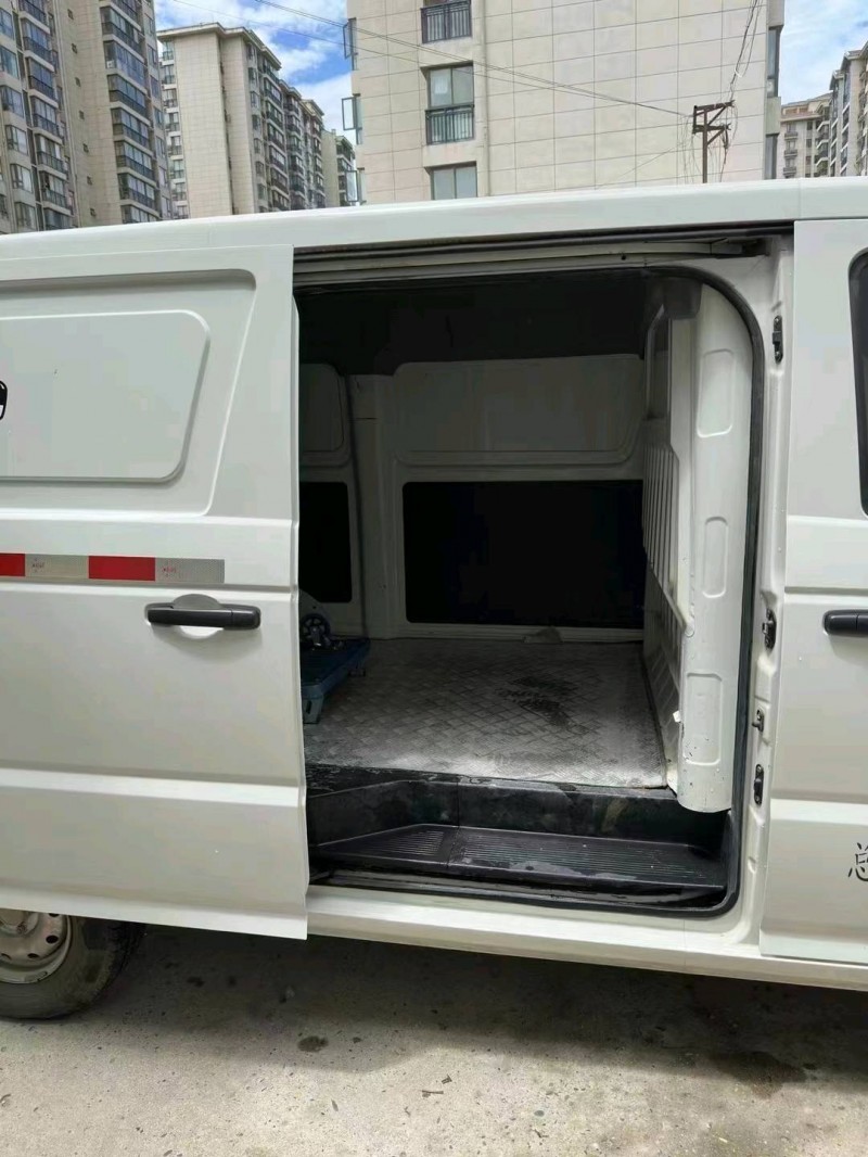 宜昌22年东风御风8