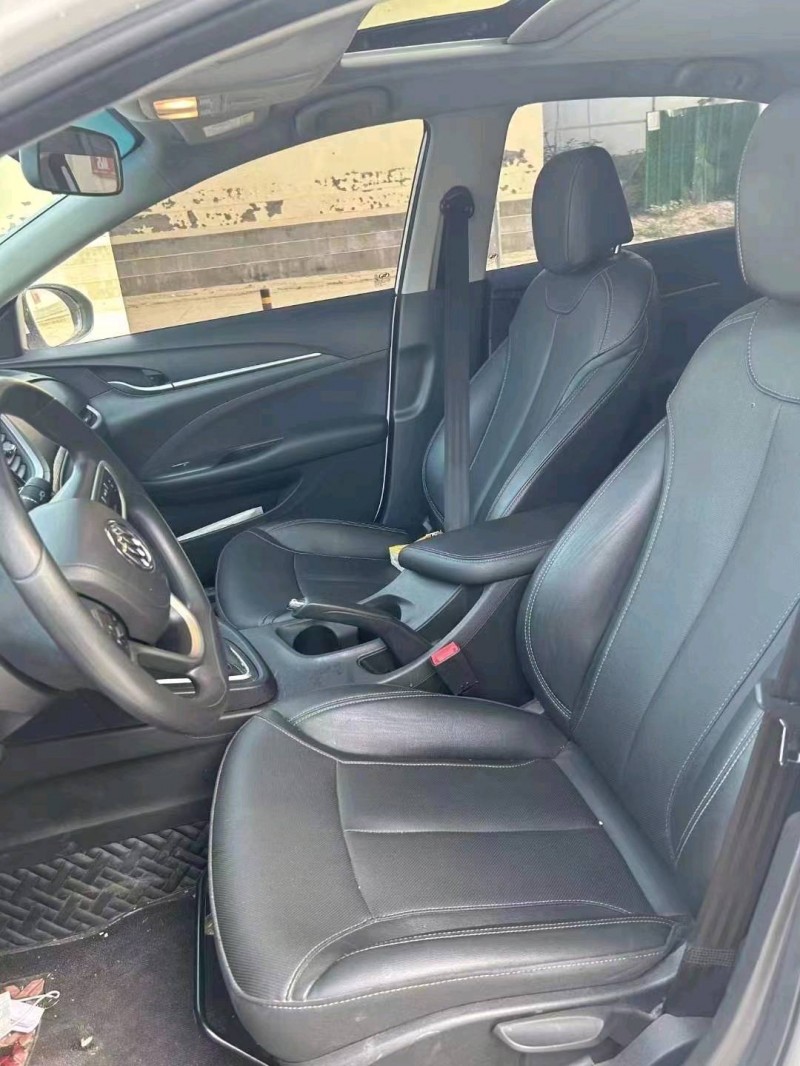 东营21年别克英朗4
