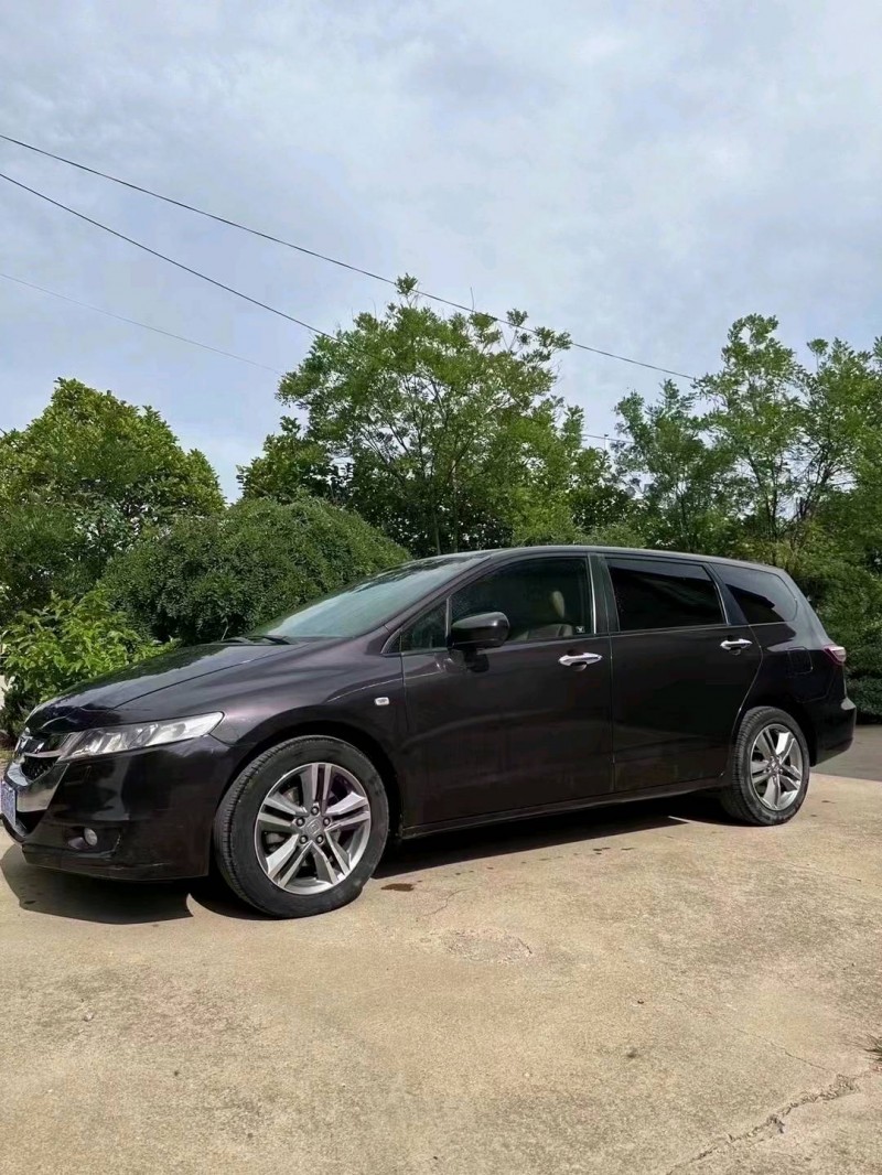 淄博13年本田奥德赛3