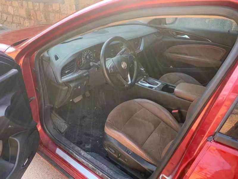 枣庄18年别克君威6