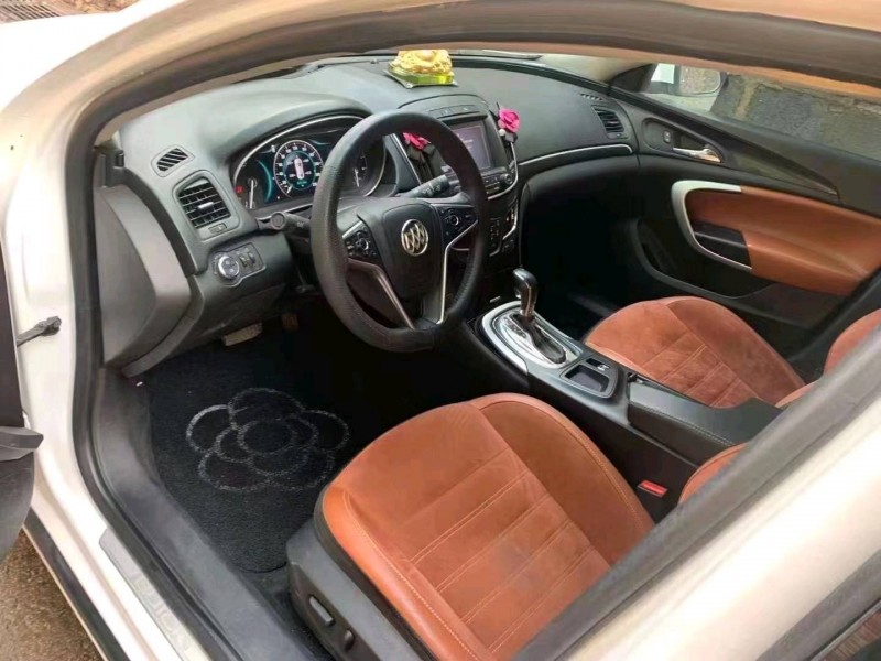 东营15年别克君威8