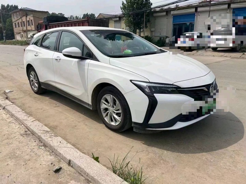 枣庄23年别克微蓝2