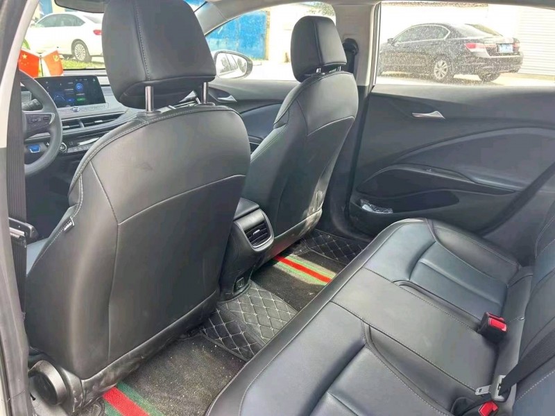 枣庄23年别克微蓝5