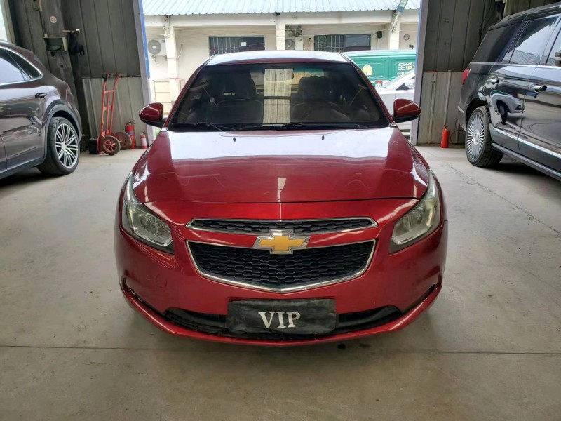 济宁16年雪佛兰科鲁兹1