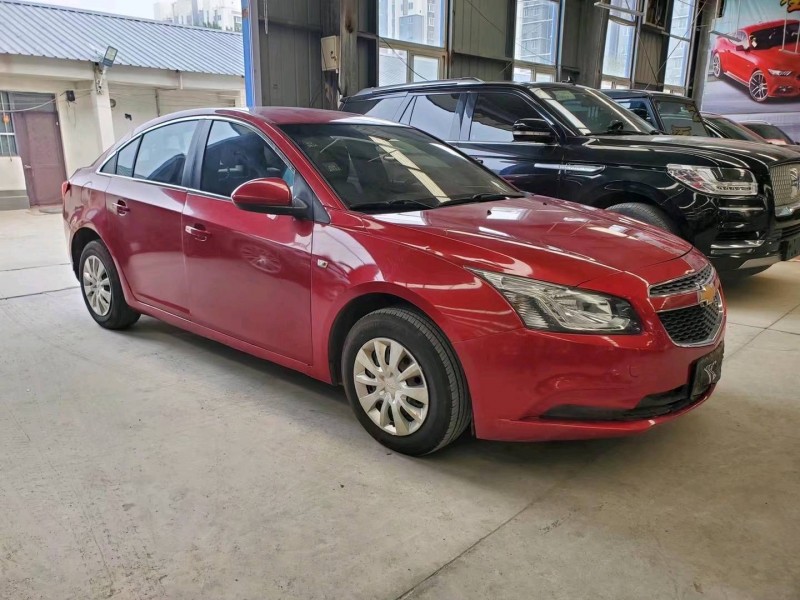 济宁16年雪佛兰科鲁兹3