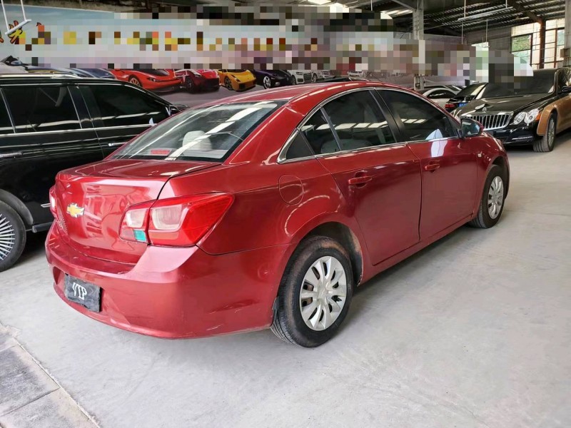 济宁16年雪佛兰科鲁兹8