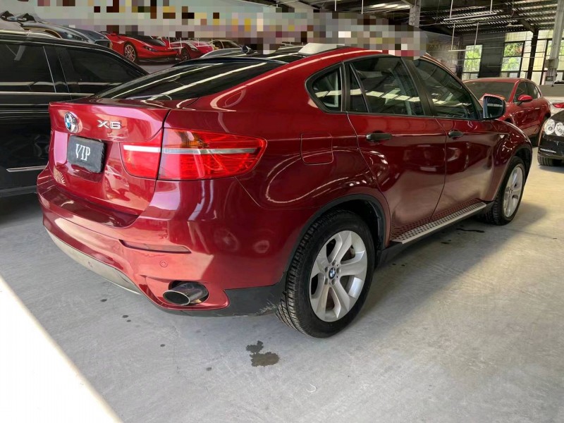 济宁12年宝马X67