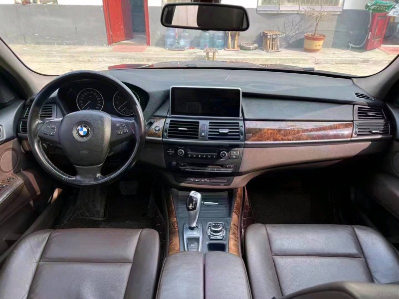 济宁13年宝马X54