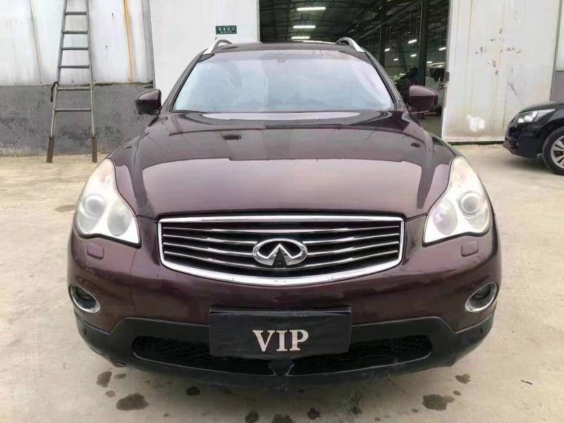 济宁14年英菲尼迪QX501