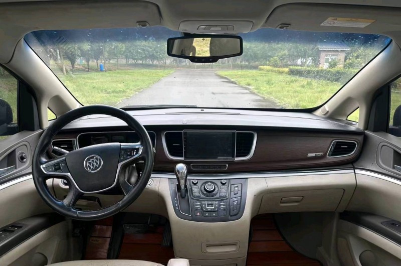 济南14年别克GL86