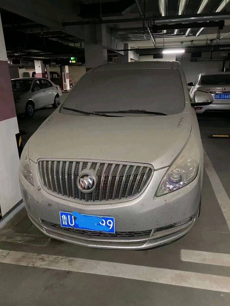 济南15年别克GL81