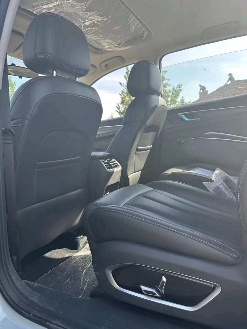 保定23年东风风光5