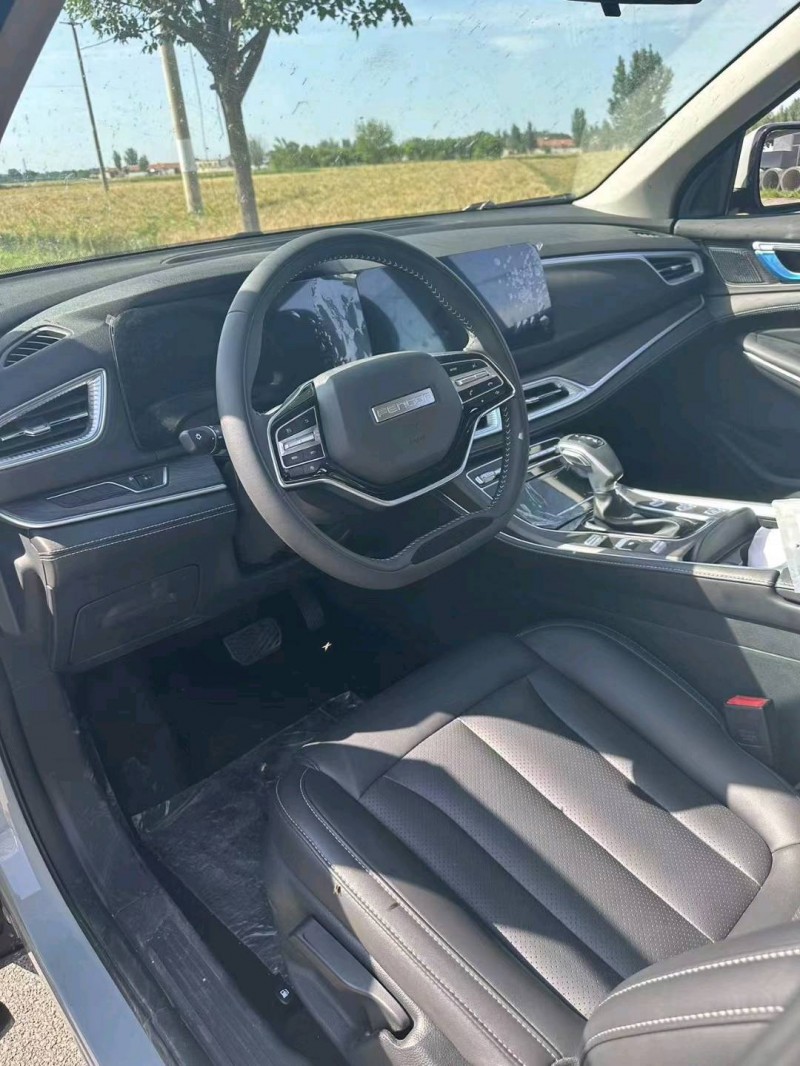 保定23年东风风光7