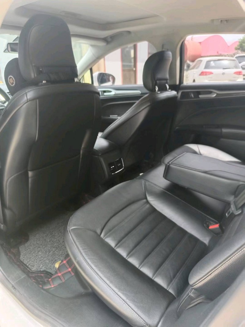 保定18年福特蒙迪欧4