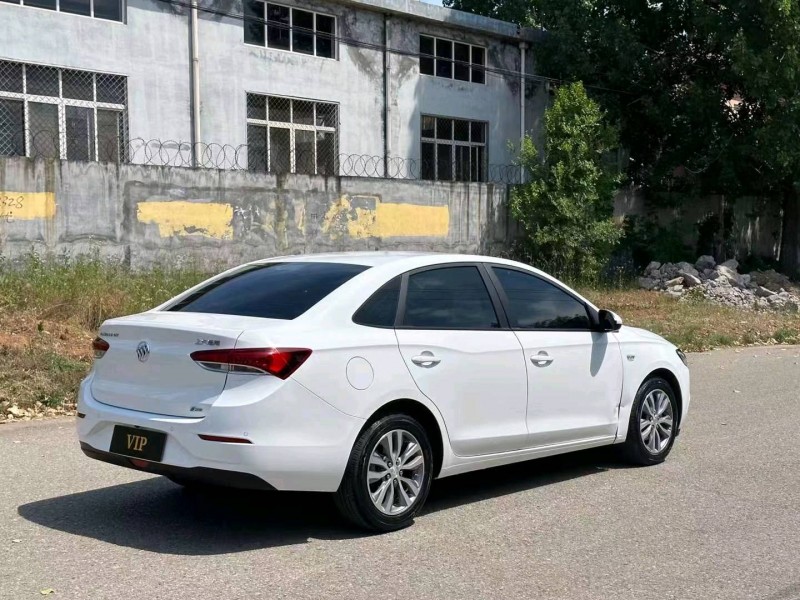 枣庄23年别克英朗2