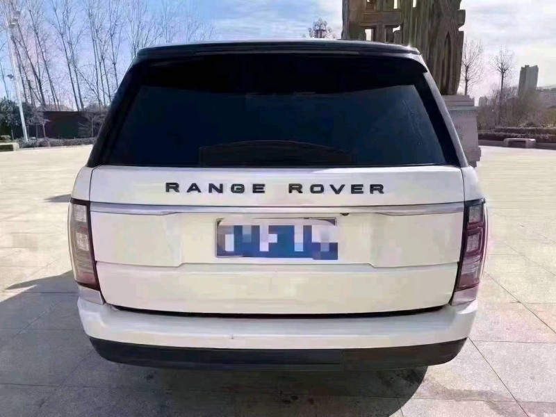 济南15年路虎揽胜行政9