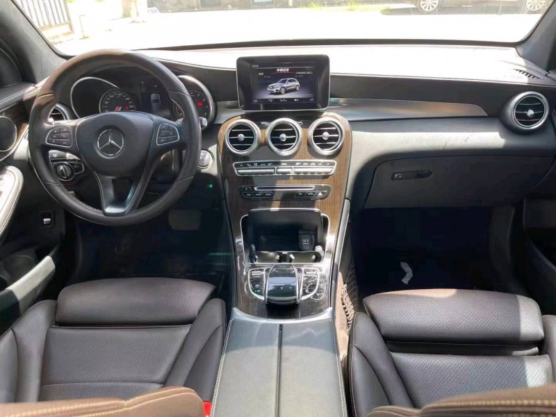 枣庄19年奔驰GLC8