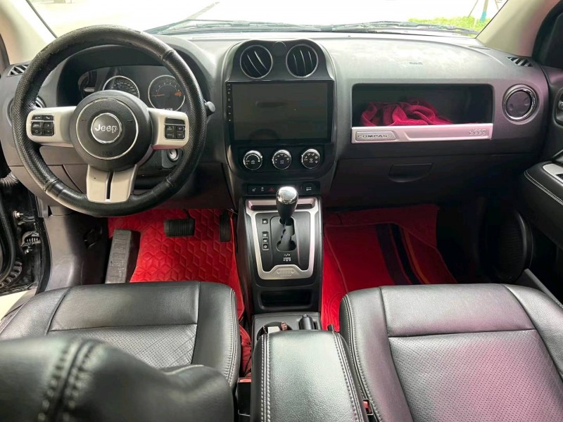 徐州14年Jeep指南者6