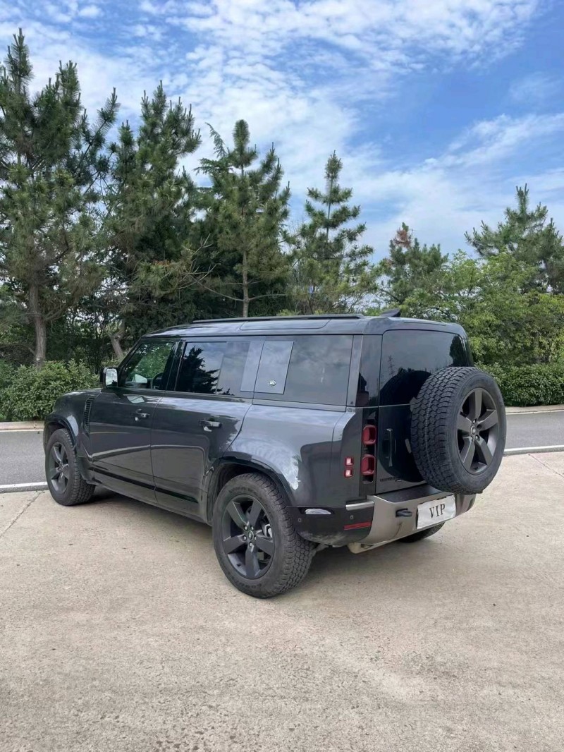 枣庄23年路虎卫士4