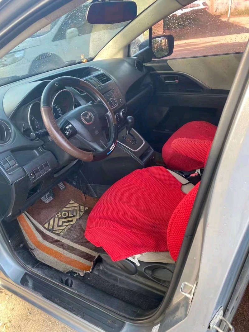 保定11年马自达55