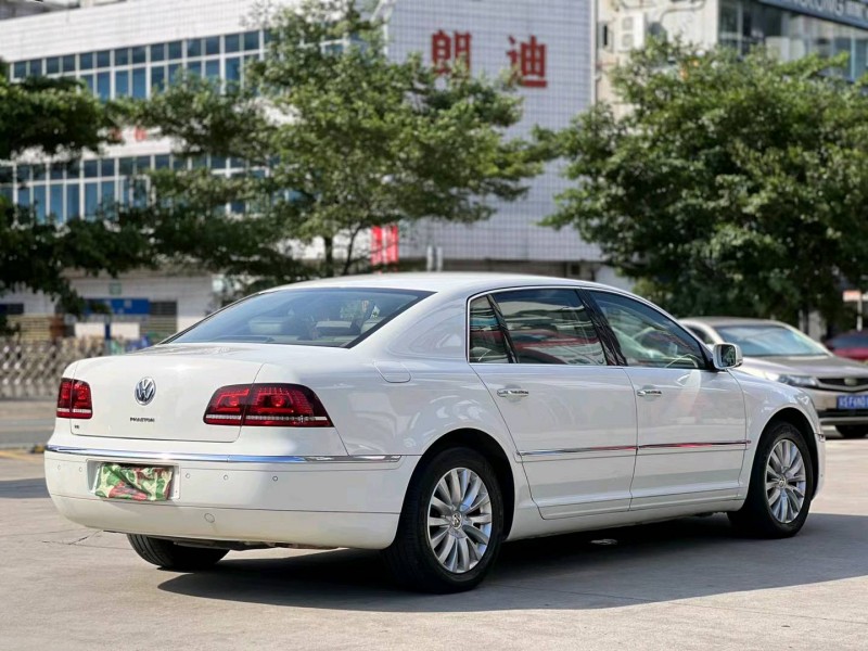 深圳15年大众辉腾4