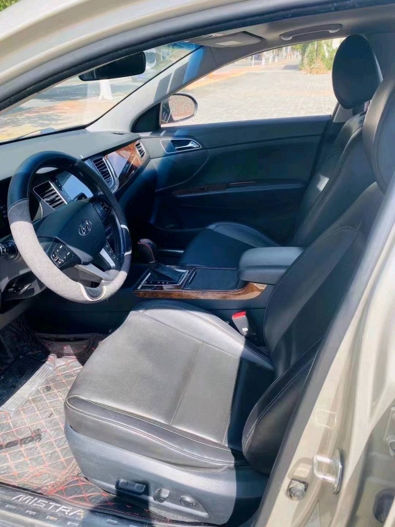 保定14年现代名图4