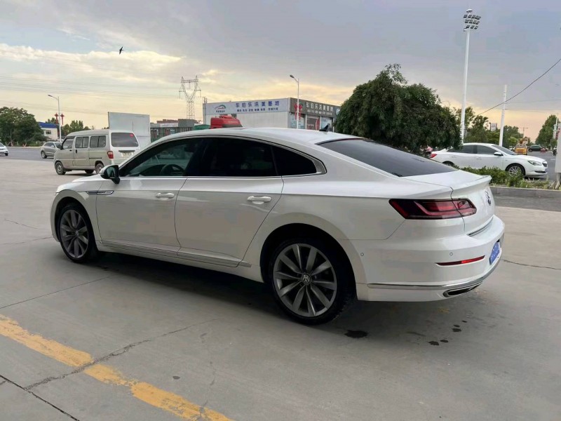 保定19年大众CC8