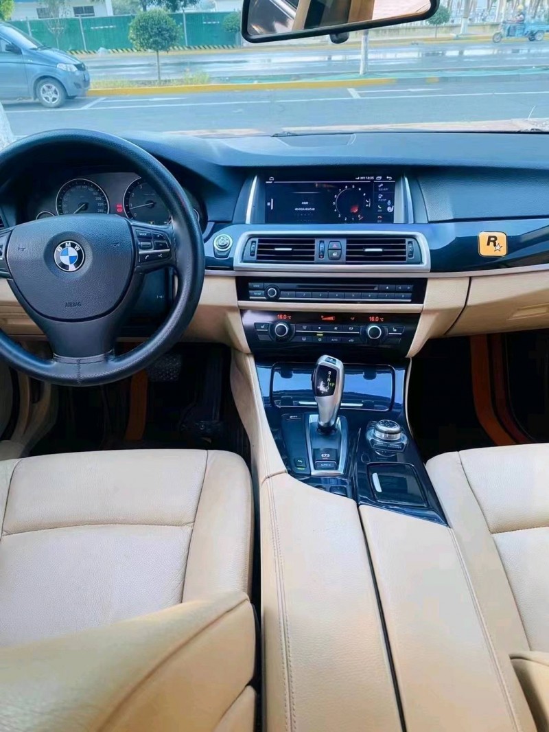 保定11年宝马5系5